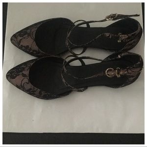 ASOS Light Pink & Black Pointy Toe ‘Lovely’ Flats